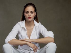 دينيز باروت عمرها ديانتها زوجها جنسيتها معلومات عنها ويكيبيديا
