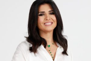 منى الشاذلي عمرها ديانتها جنسيتها زوجها اولادها معلومات عنها ويكيبيديا