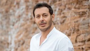 مصطفى شعبان عمره ديانته جنسيته زوجته معلومات عنه ويكيبيديا