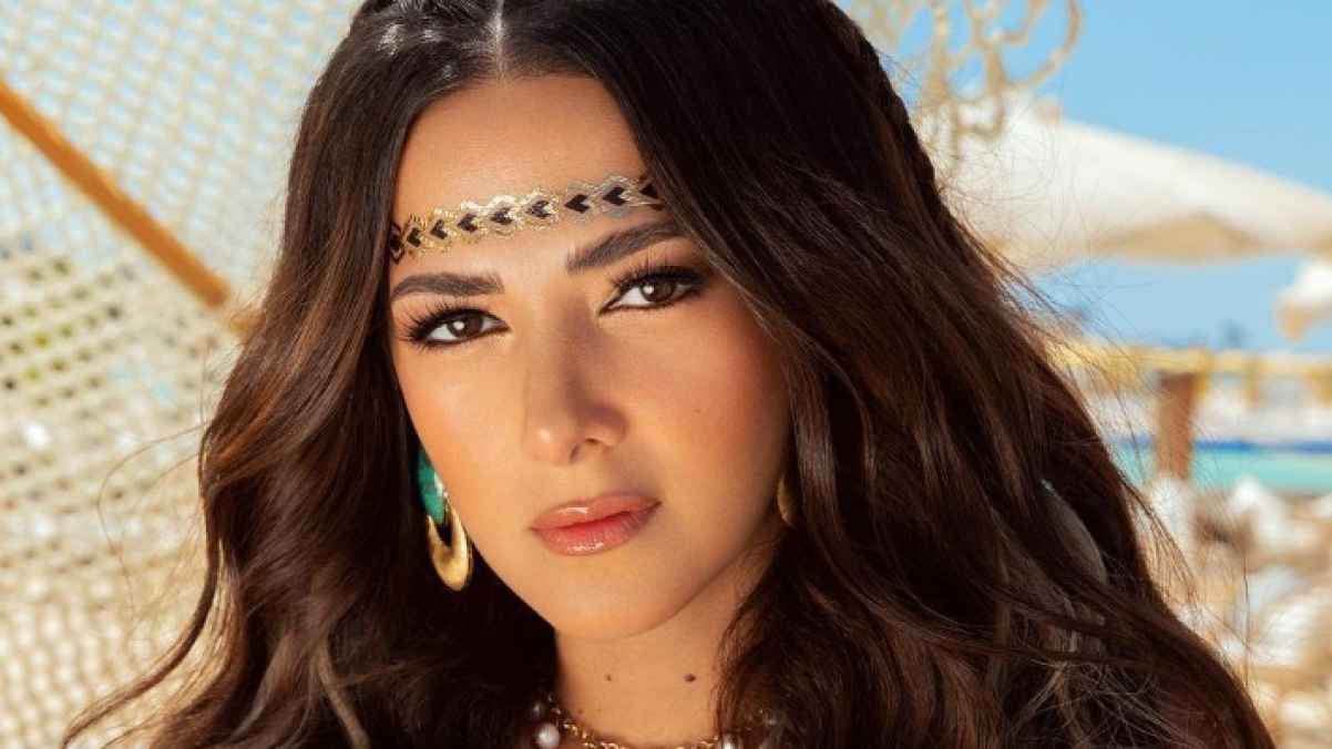 دنيا سمير غانم عمرها ديانتها زوجها جنسيتها معلومات عنها ويكيبيديا